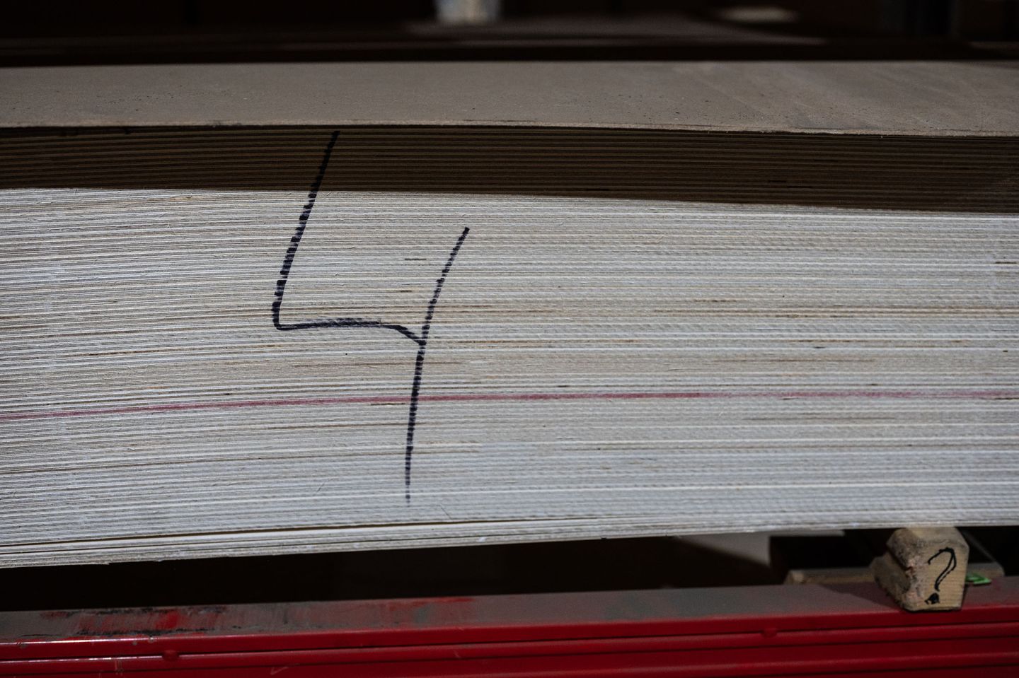 Фанера ФСФ 4мм 2440х1220 мм сорт 3/4 шлифованная Ш1 березовая влагостойкая